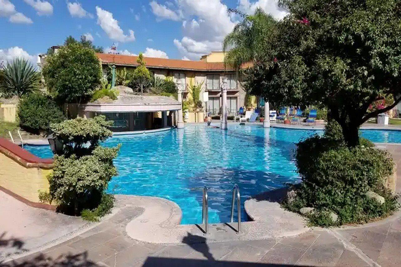 グラン ホテル アシエンダ デ ラ ノリア アグアスカリエンテス エクステリア 写真 The pool at the hotel