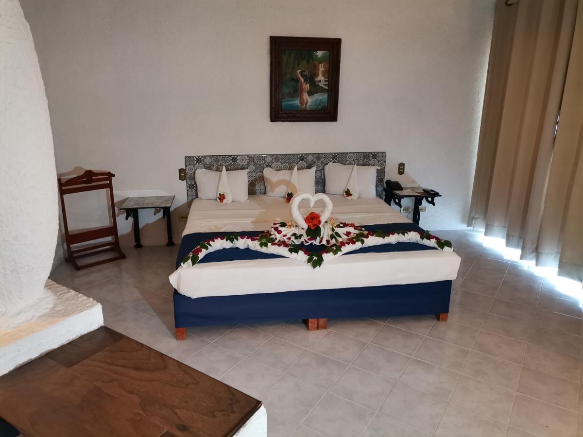 グラン ホテル アシエンダ デ ラ ノリア アグアスカリエンテス エクステリア 写真 A bedroom at the hotel